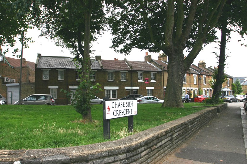 Chase Side Crescent, Enfield, Middlesex, EN2 0JA