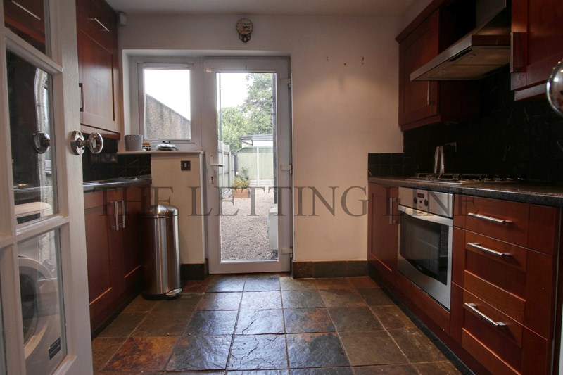 Fotheringham Road, Enfield, Middlesex, EN1 1QE