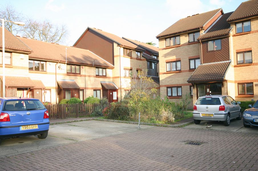 Mortimer Drive, Enfield, Middlesex, EN1 2LH