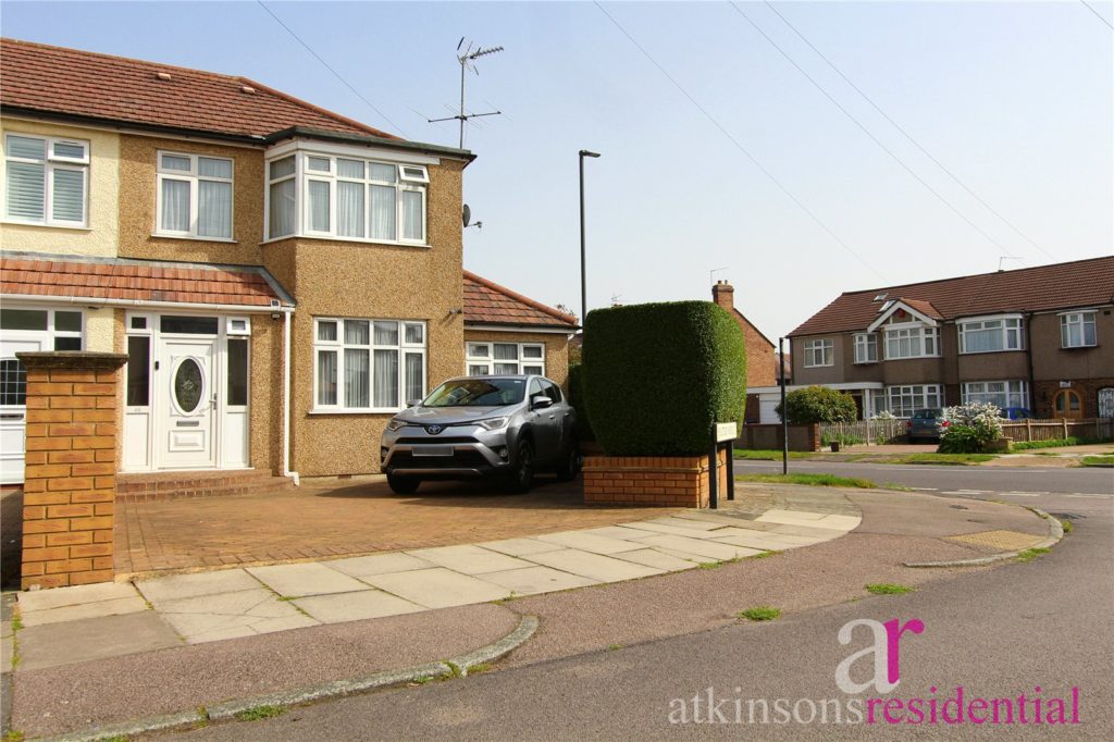 Eastbury Avenue, Enfield, Middlesex, EN1 3NL